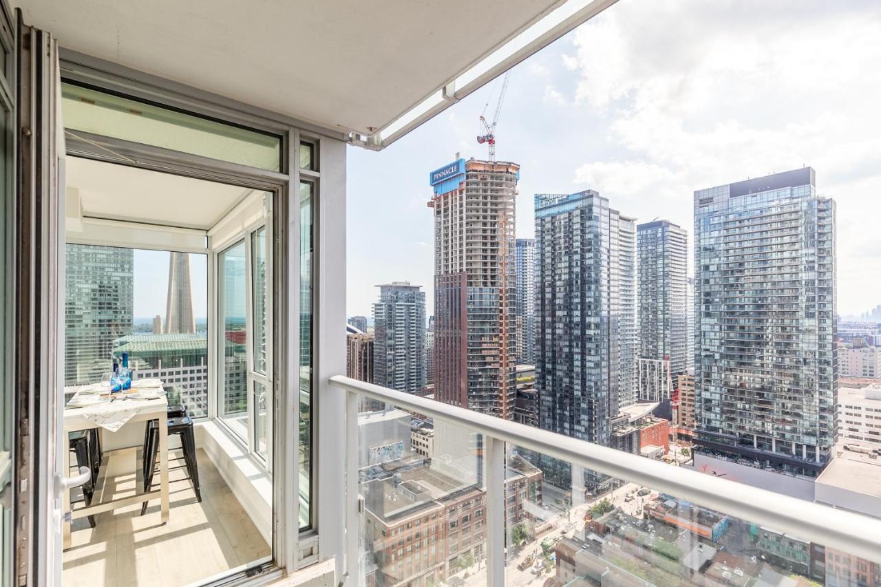 Luxury 2 Bedroom In The Heart Of Entertainment District - City Skyline View & Balcony Toronto Luaran gambar